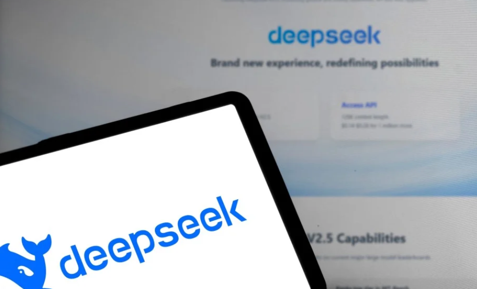 DeepSeek+小红书可以实现哪些玩法？用DeepSeek在小红书变现可行吗？普通人也能抓住的AI淘金热