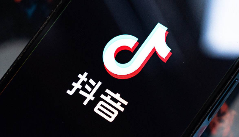 抖音直播间管理员如何实现飘屏文字？如何维护主播？飘屏锁客话术×违规词实时过滤×促销节奏把控，高转化场控SOP！