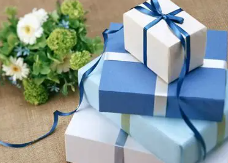就代发礼品网，杨议老师炮轰郭德纲，他真是相声大师吗？杨议直播炮轰动机深挖×纲丝纲大战生态图鉴×大师资格三重拷问！