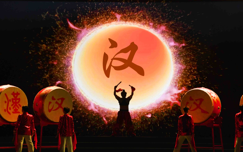 闪闪火，魏三成功揭秘，传统艺术如何在互联网时代逆袭与创新？揭秘传统艺术借力互联网的逆袭密码！