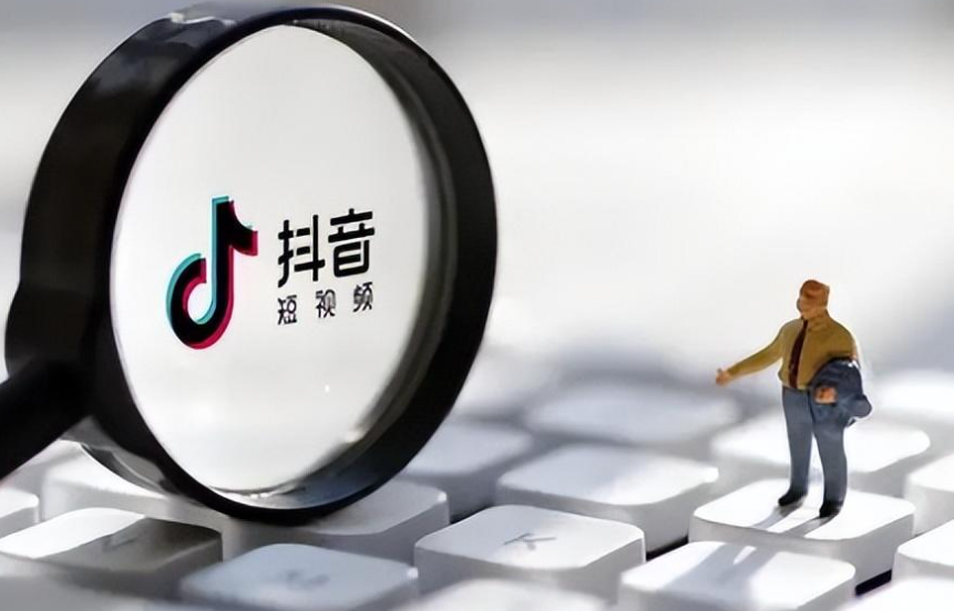 探秘抖音播放量的各个阶段，快来检查你的流量是否正常！解析初始内容优化、中级互动提升与高级转化率维持的三阶段突破策略！