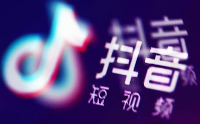 掌握抖音直播间流量密码，真的能人气飙升吗？深度解析推荐页、短视频、同城、关注四大流量入口的运营策略！