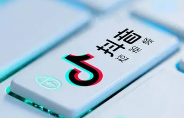 账号视频都正常，为何流量却停滞不动？揭秘抖音算法调整、内容同质化与推广不足背后的流量困局！