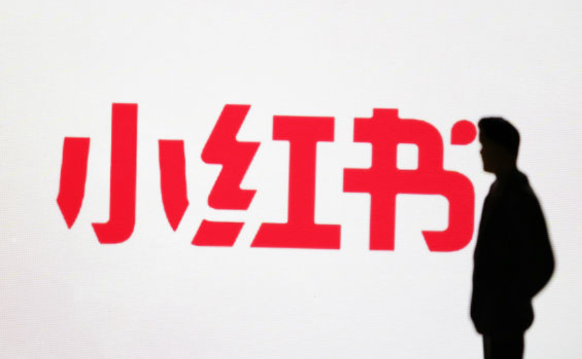 个人号卖墨镜如何在小红书实现200万＋销售额？精准定位户外防晒细分市场、内容营销引爆流量、平台红利抓取！