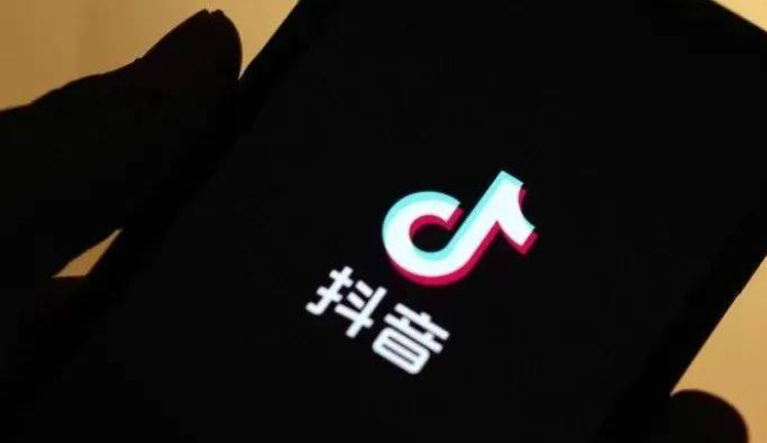 直播间数据真实打开抖音流量推荐的“金钥匙”吗？从人气指标到带货转化，深度解析数据复盘与RPA工具如何助力权重提升！