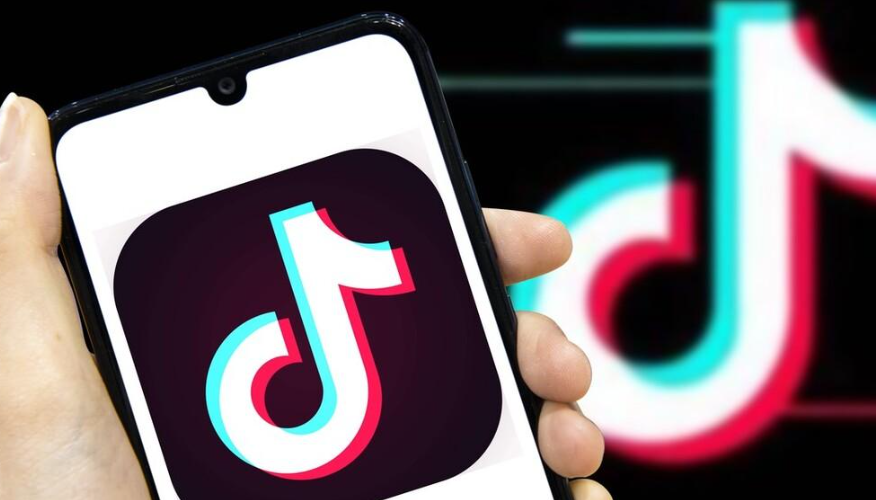 三大平台流量算法大不同，你掌握了吗？抖音重实时数据、知乎看内容质量、小红书靠标签互动，助力创作者精准获取流量！