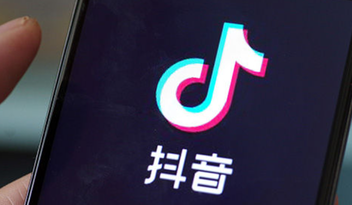 如何打造千万级播放量的抖音网红？这套方法真的有效！深度解析原创内容、垂直领域深耕、平台功能运营与粉丝互动的完整孵化体系！