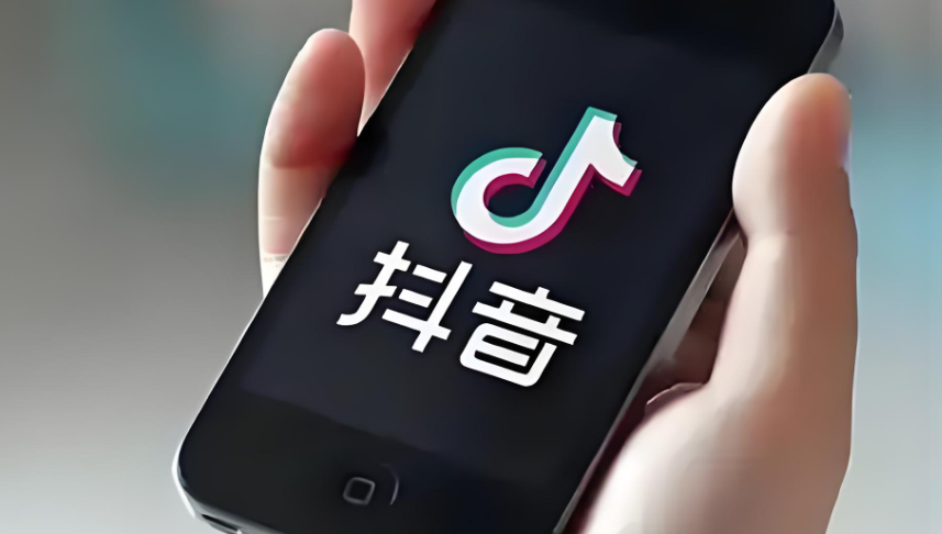 当抖音坐拥8亿日活，为何还要主动“自我设限”？解析抖音长期主义下的生态治理与马拉松式竞争战略！