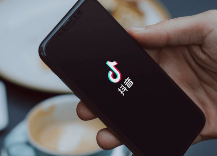 抖音表情包小程序如何借广告流量主玩法，实现流量高效变现？揭秘千次展示付费与品牌赞助的盈利新模式！