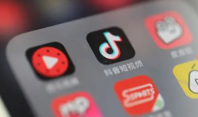 抖音播放量忽高忽低？从发布频率到封面设计，从平台活动到数据分析，全面解析突破播放量的实操策略！