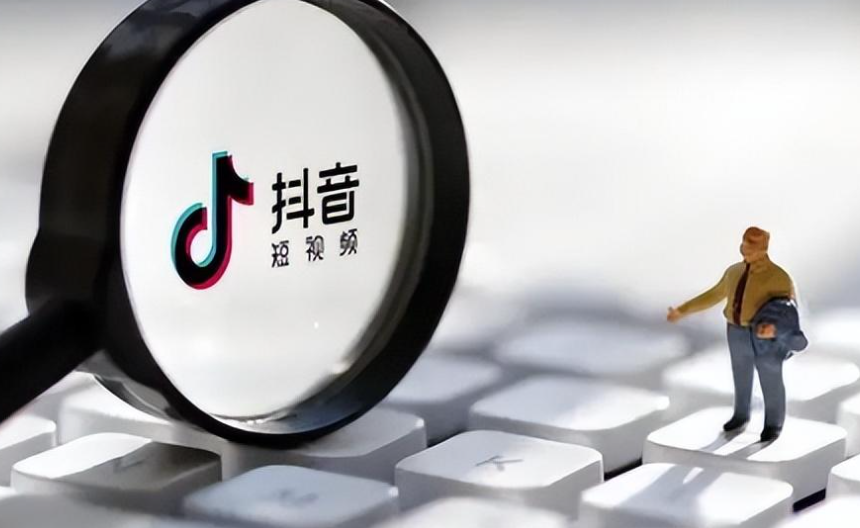 Python真是提升抖音播放量的秘密武器吗？从流量趋势分析到标题优化，深度解析Python技术在短视频运营中的实战应用！