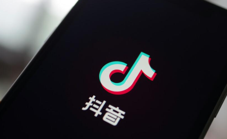 如何突破抖音视频流量500瓶颈并高效优化直播？深度解析内容吸引力、画质与标题封面问题，提供直播复盘与主播能力提升策略！