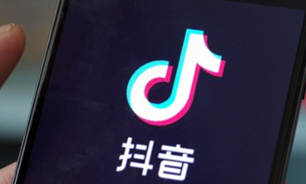 如何用三种高效方法为抖音快速引流？详解自然流＋付费流＋短视频三频共振、小红书粉丝群转化与书单号脚本制作！