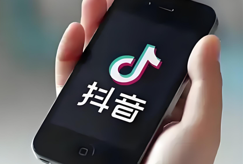 如何实现抖音日引上万粉丝？揭秘高质量内容创作与账号引流技巧——从热门话题运用到合作互推的完整攻略！