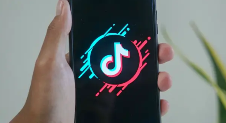 抖音日活破6亿，iPhone 12为何缺席？有赞入局支付宝意欲何为？从短视频称王，科技巨头策略调整到电商生态新角逐，一揽互联网最新格局！