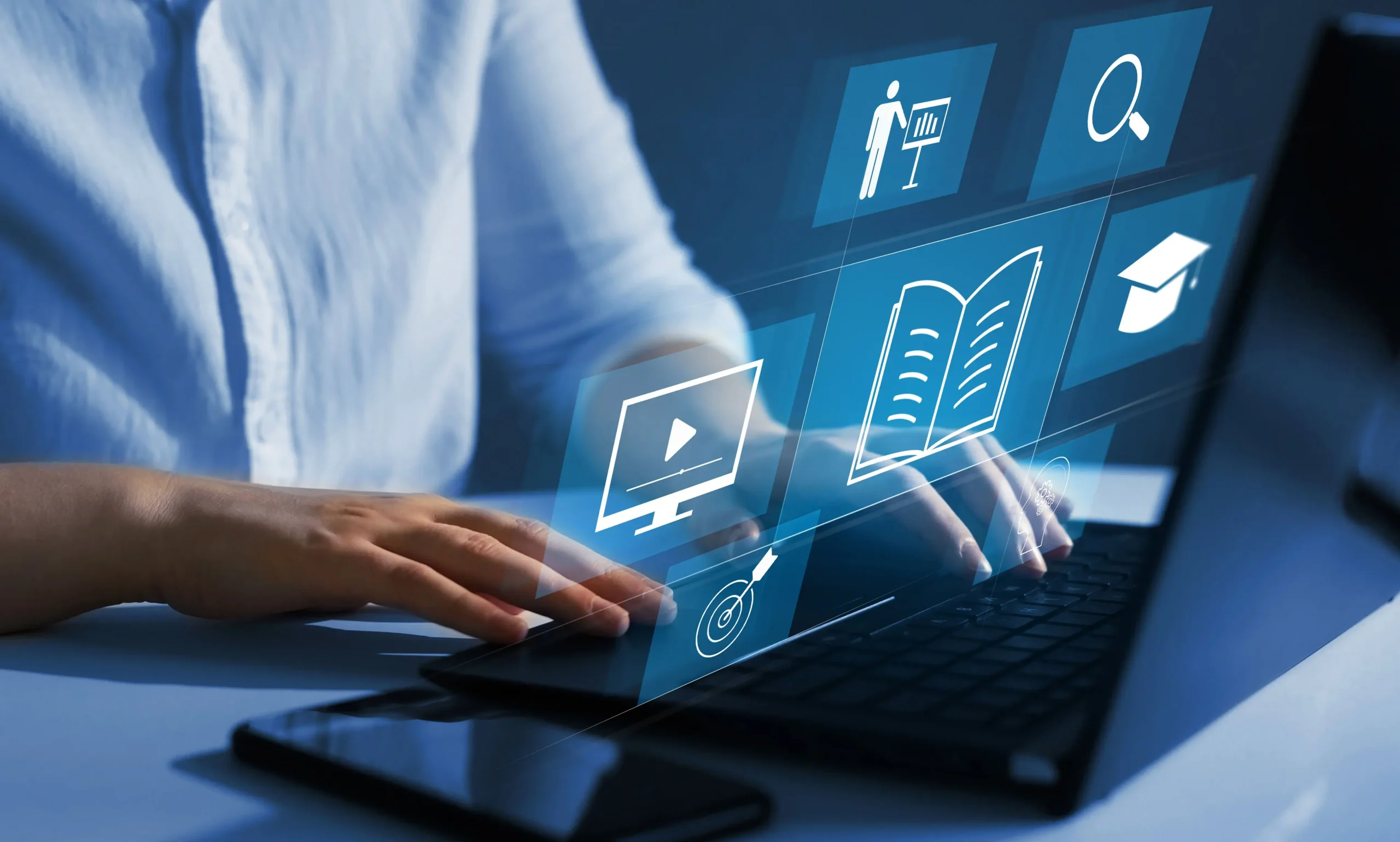 知识库和大模型怎样结合？智能知识系统如何提升信息复用？上传/对话/推荐三大结合路径解析：如何通过快速检索、智能推荐与决策支持提升信息复用